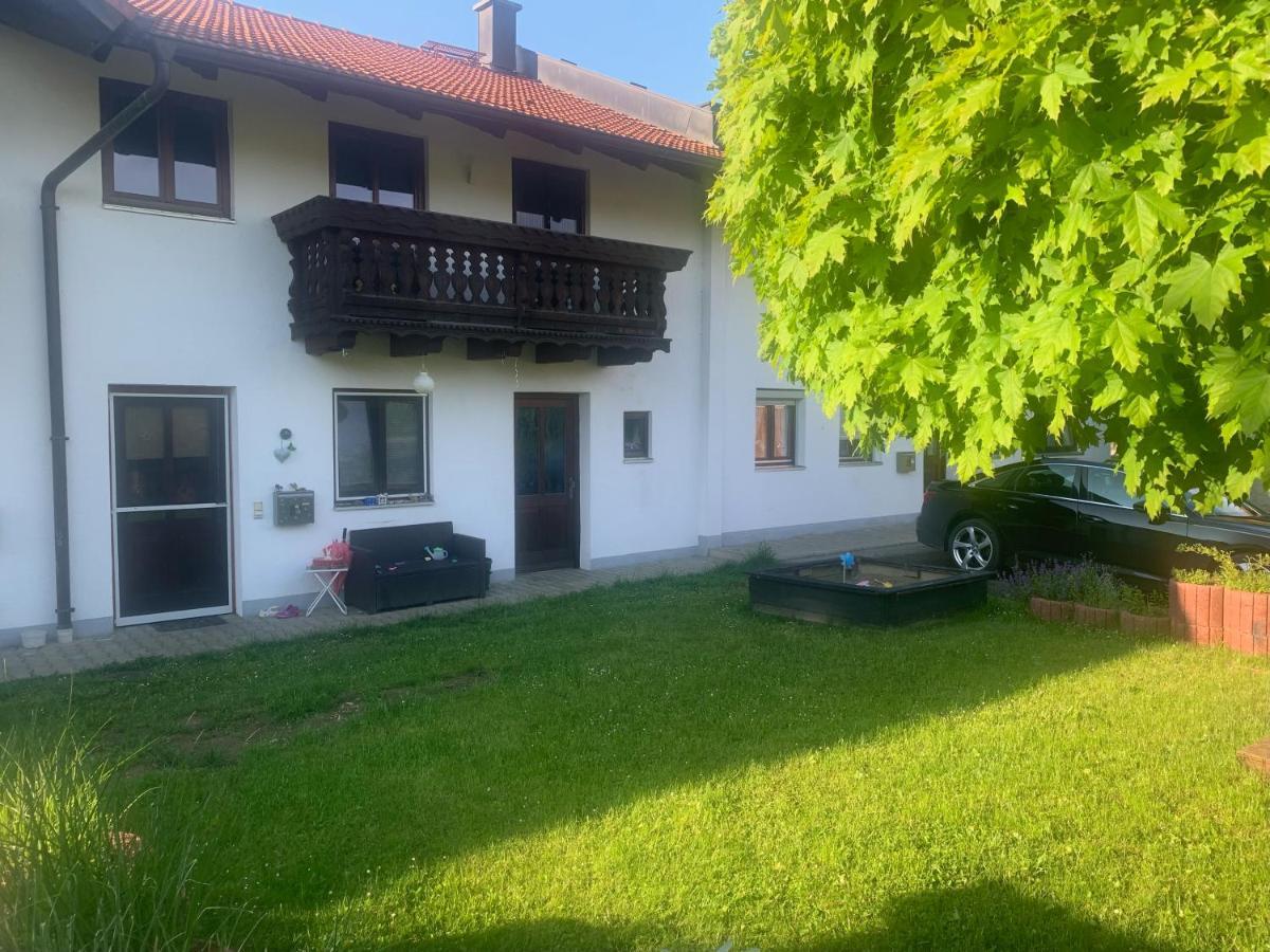 Ferienwohnung Am Ponyhof Altötting Exteriér fotografie